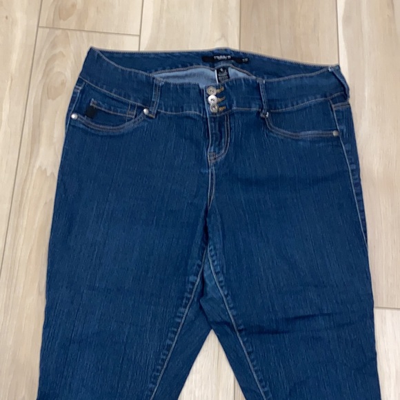 GUC Plus Size 18 Torrid Denim Stretch Skinny Jeans - Picture 3 of 7
